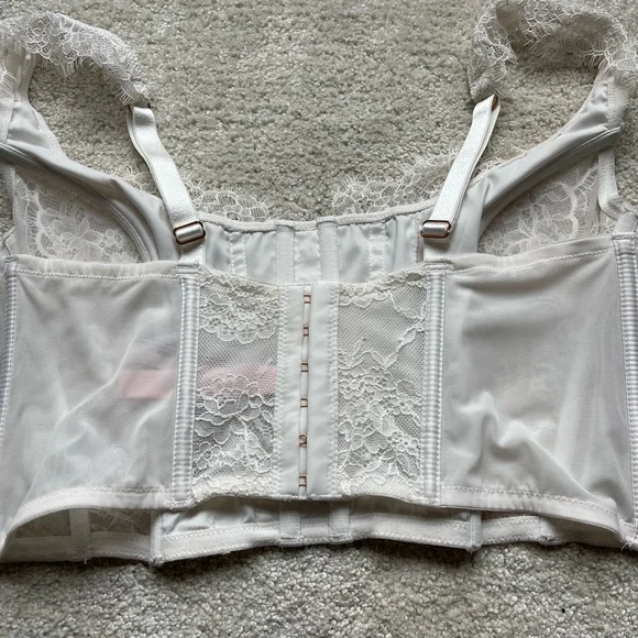 ‼️SOLD‼️ Victoria’s Secret Corset Top - Picture 3 of 4